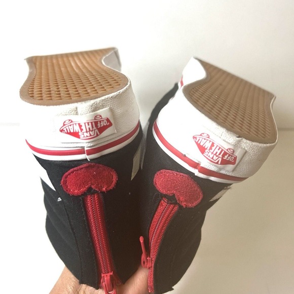 Vans SK8-Hi Sneakers Skate Women's 8.5 Lace Up Mens 7 Black Red Canvas Zip Heart - Picture 9 of 12